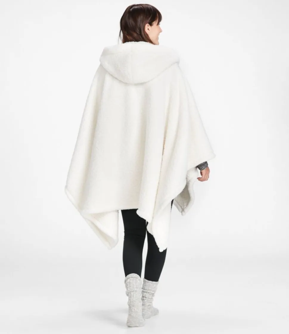 Store L.L.Bean "Cozy Sherpa Wearable Throw"