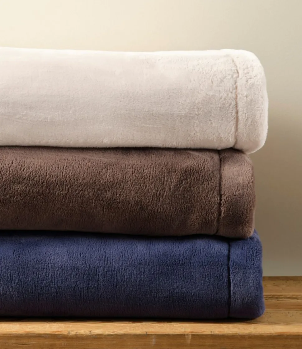 Fashion L.L.Bean "Wicked Plush Premium Throw"