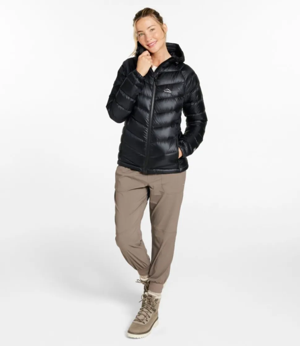 Best Sale L.L.Bean "Women's Ultralight 850 Down Hooded Jacket"