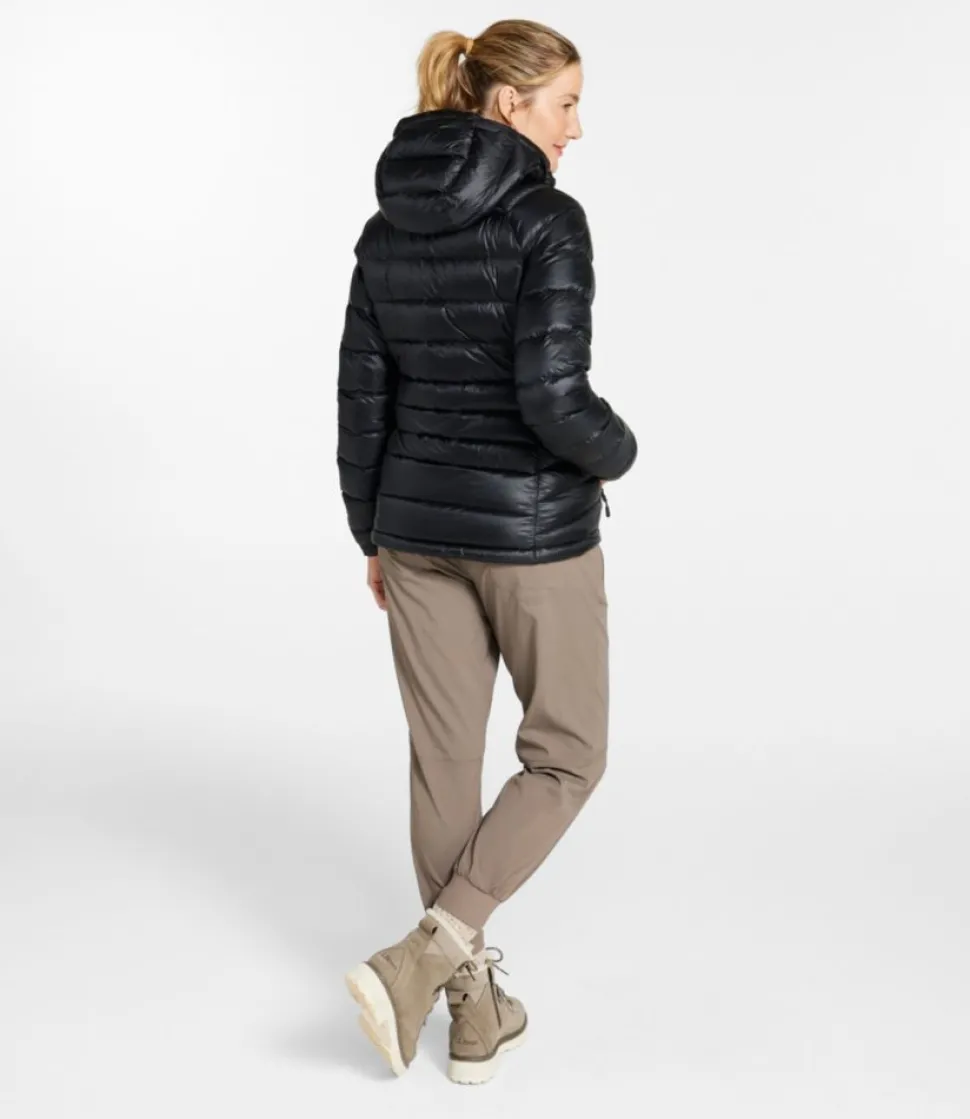 Best Sale L.L.Bean "Women's Ultralight 850 Down Hooded Jacket"